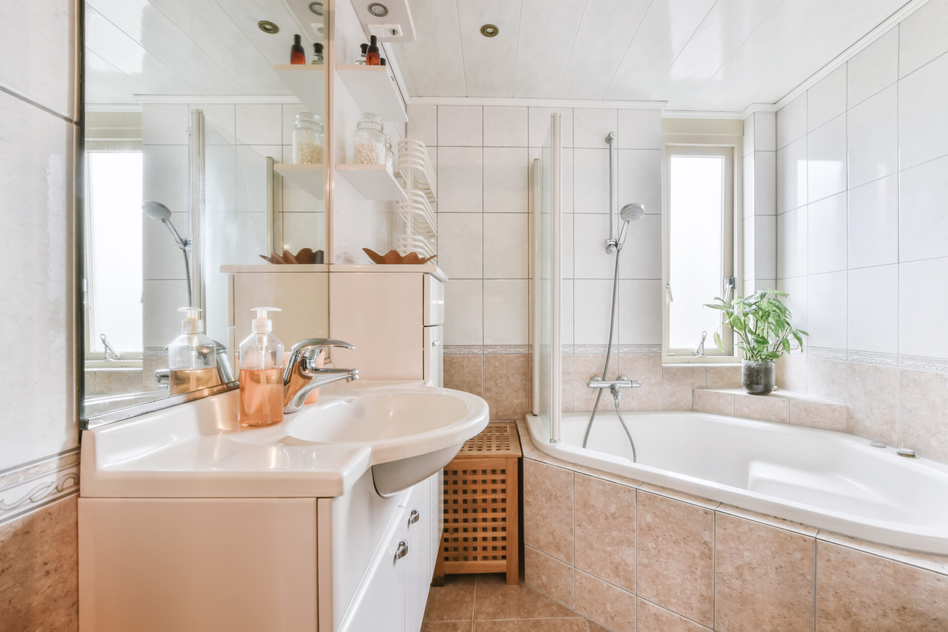Bathroom remodeling trends